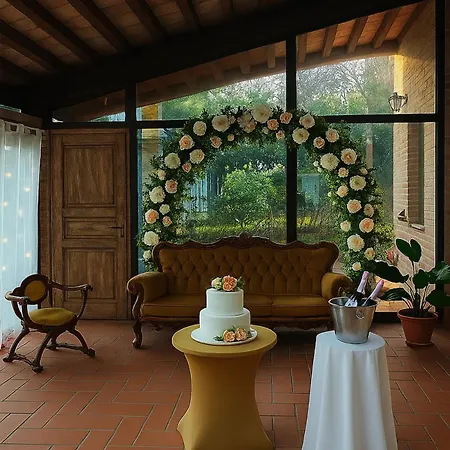 Ferrara Con Piscina E Spazi Per Eventi Privati, Laurea, Compleanno, Matrimonio וילה