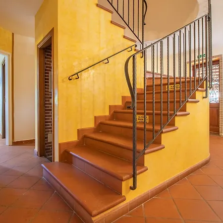 Ferrara Con Piscina E Spazi Per Eventi Privati, Laurea, Compleanno, Matrimonio וילה