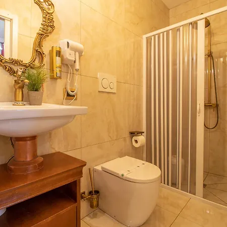 Ferrara Con Piscina E Spazi Per Eventi Privati, Laurea, Compleanno, Matrimonio Villa *