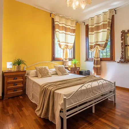 Ferrara Con Piscina E Spazi Per Eventi Privati, Laurea, Compleanno, Matrimonio Villa Coriano