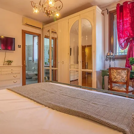 Ferrara Con Piscina E Spazi Per Eventi Privati, Laurea, Compleanno, Matrimonio Βίλα Κοριάνο