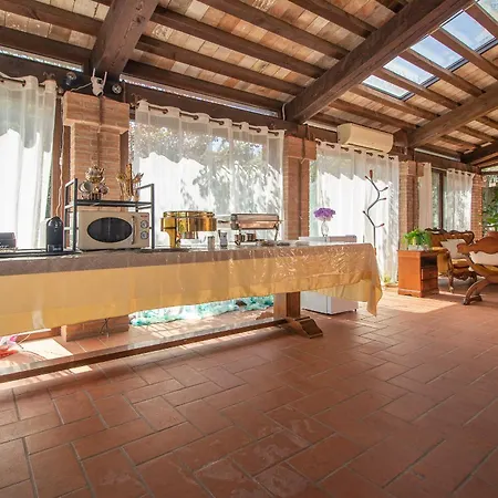 Ferrara Con Piscina E Spazi Per Eventi Privati, Laurea, Compleanno, Matrimonio Coriano