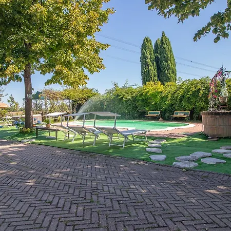 Ferrara Con Piscina E Spazi Per Eventi Privati, Laurea, Compleanno, Matrimonio *