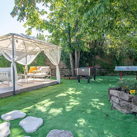 Ferrara Con Piscina E Spazi Per Eventi Privati, Laurea, Compleanno, Matrimonio *