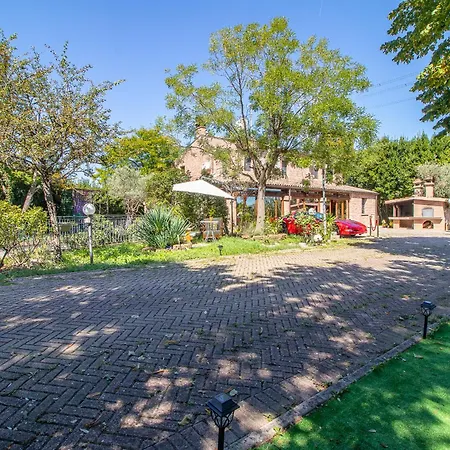 Ferrara Con Piscina E Spazi Per Eventi Privati, Laurea, Compleanno, Matrimonio Villa *