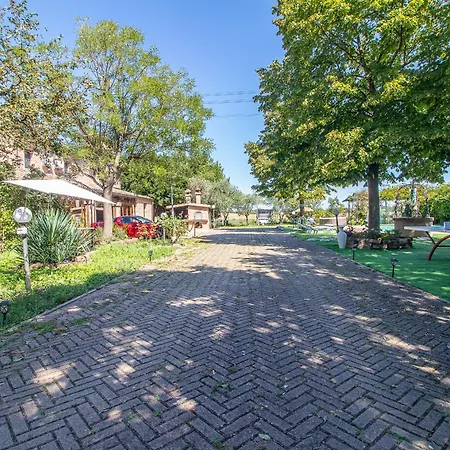 וילה Ferrara Con Piscina E Spazi Per Eventi Privati, Laurea, Compleanno, Matrimonio *