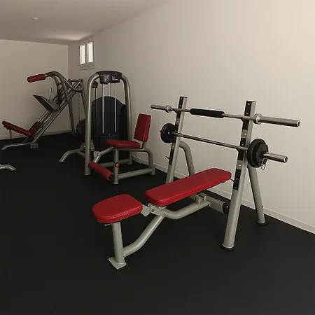 Ferrara Con Piscina E Spazi Per Eventi Privati, Laurea, Compleanno, Matrimonio *