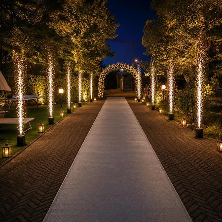 Villa Ferrara Con Piscina E Spazi Per Eventi Privati, Laurea, Compleanno, Matrimonio *