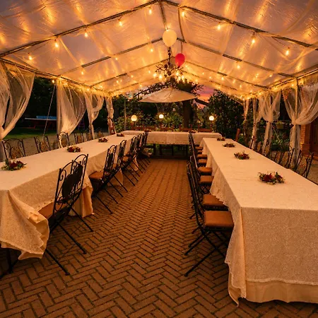 Villa Ferrara Con Piscina E Spazi Per Eventi Privati, Laurea, Compleanno, Matrimonio Coriano