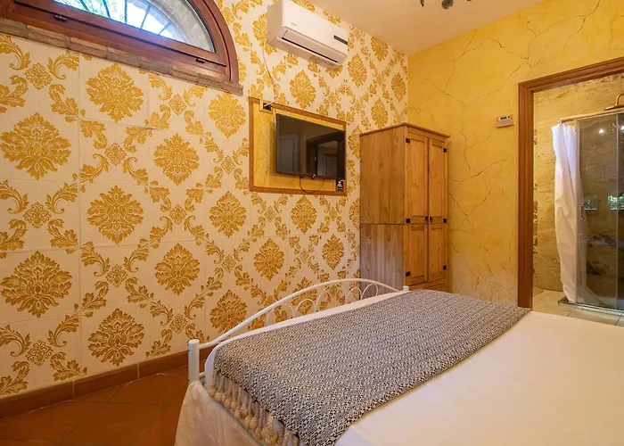 Ferrara Con Piscina E Spazi Per Eventi Privati, Laurea, Compleanno, Matrimonio 别墅