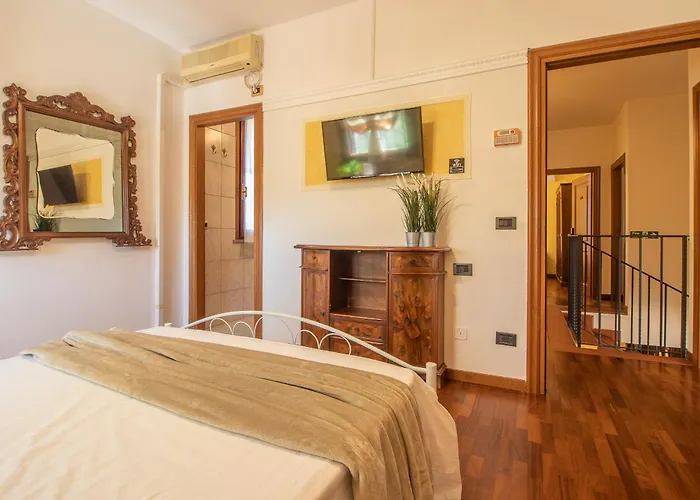 Ferrara Con Piscina E Spazi Per Eventi Privati, Laurea, Compleanno, Matrimonio Κοριάνο