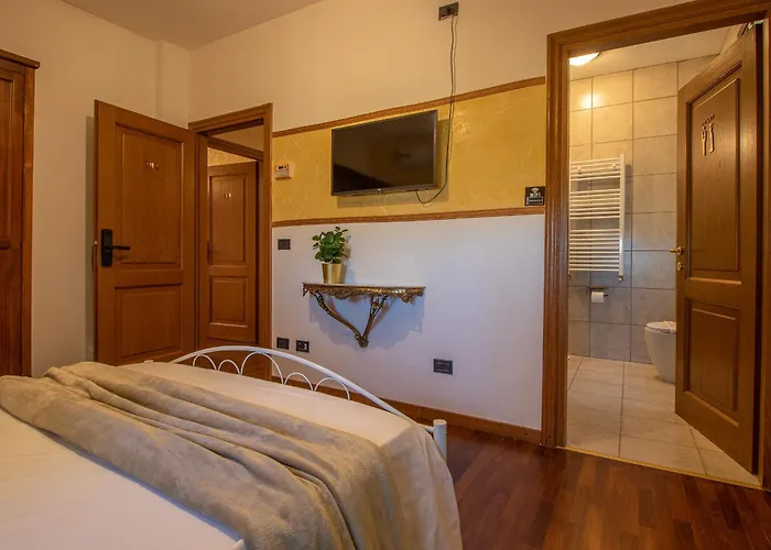 Ferrara Con Piscina E Spazi Per Eventi Privati, Laurea, Compleanno, Matrimonio