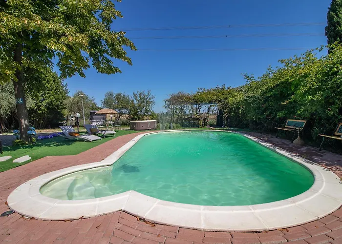 Ferrara Con Piscina E Spazi Per Eventi Privati, Laurea, Compleanno, Matrimonio