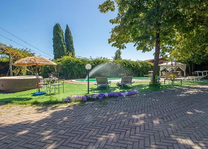 ヴィラ Ferrara Con Piscina E Spazi Per Eventi Privati, Laurea, Compleanno, Matrimonio コリアーノ