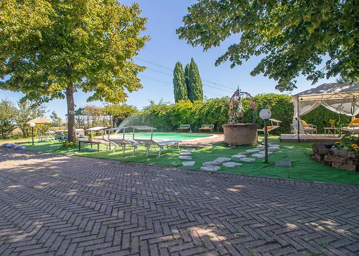 Ferrara Con Piscina E Spazi Per Eventi Privati, Laurea, Compleanno, Matrimonio ヴィラ