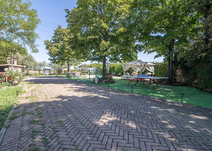 Ferrara Con Piscina E Spazi Per Eventi Privati, Laurea, Compleanno, Matrimonio Βίλα