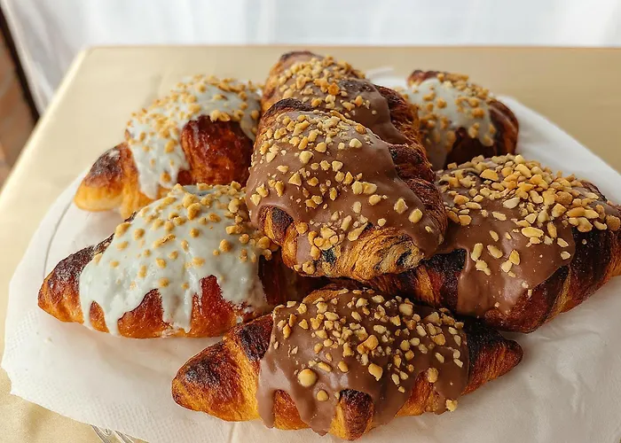 Ferrara Con Piscina E Spazi Per Eventi Privati, Laurea, Compleanno, Matrimonio 别墅